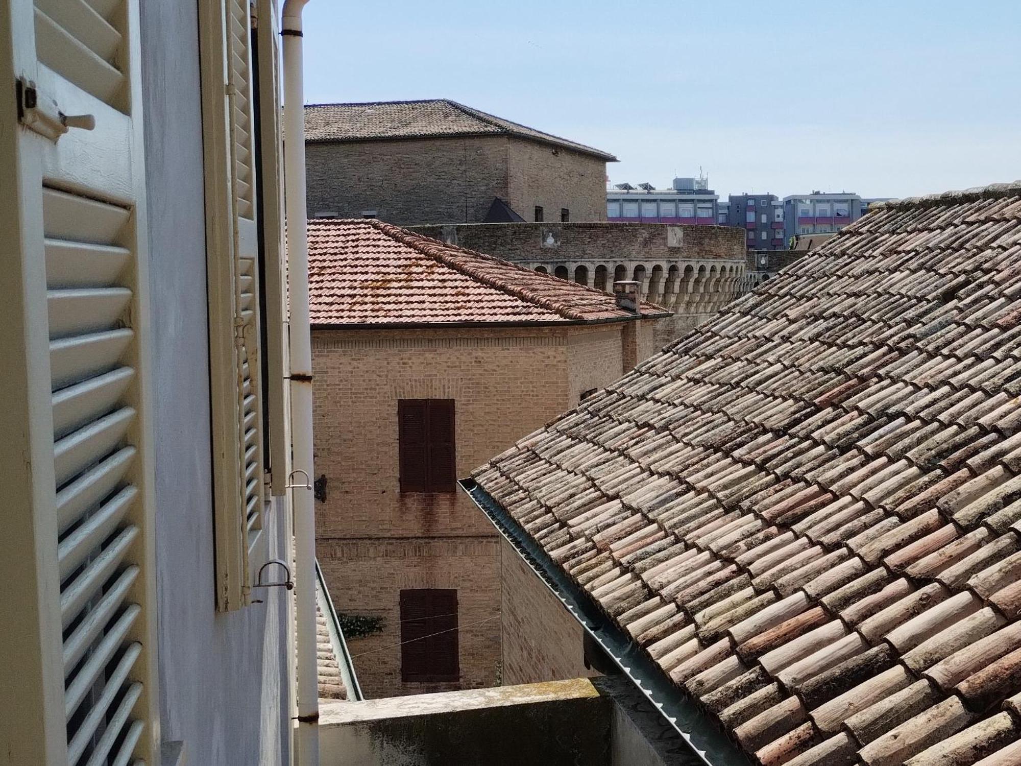 Palazzo Cavalletti - Appartamenti Nel Cuore Di Senigallia Dış mekan fotoğraf